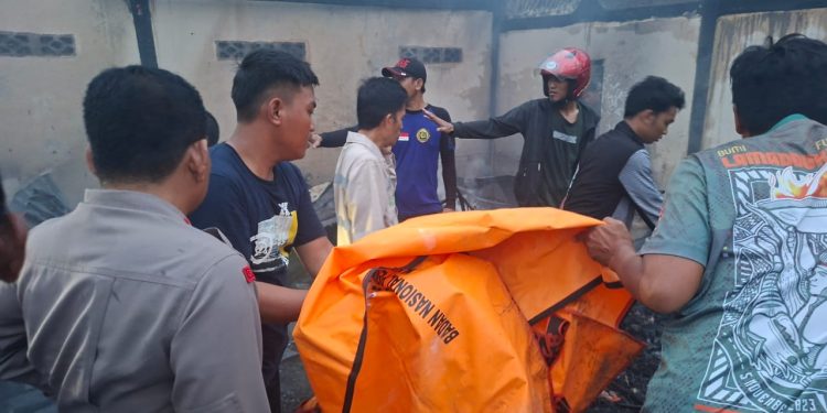 Usai Kebakaran di Tempe, Kapolsek Candra Said Nur: Masyarakat Diminta Lebih Waspada dan Cegah Potensi Kebakaran