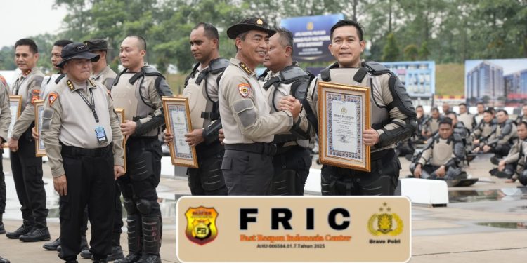 Prestasi Gemilang: Kapolres Blitar Raih Penghargaan Quick Wins dan Video Pamapta Terbaik