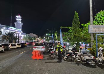 Pamtur Lalin Sat Lantas Polres Wajo Pastikan Kegiatan HIPMI Wajo Festival Internasional 2025 Berjalan Lancar