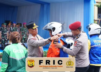 Polri Perkuat Kemitraan dengan Ojek Online: Polda Lampung Gelar Bakti Sosial dan kesehatan pada Apel Ojol Kamtibmas Nasional 2025