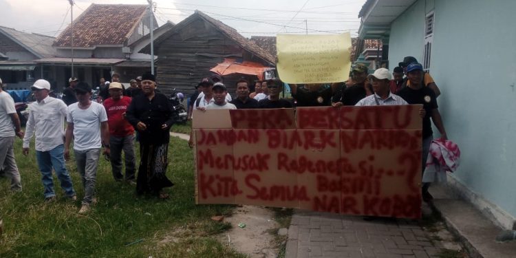 Aksi Damai Warga Kranggot Tolak Peredaran Narkoba, Lurah Sukmajaya Beri Dukungan Penuh