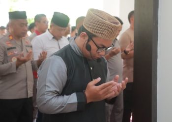 Polres Wajo Bersama Masyarakat Satukan Doa untuk Saudara Sebangsa di Sumatera dan Aceh