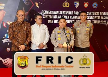 Polri Serahkan Sertifikat Audit Sistem Pengamanan Objek Vital Nasional Tahun 2025