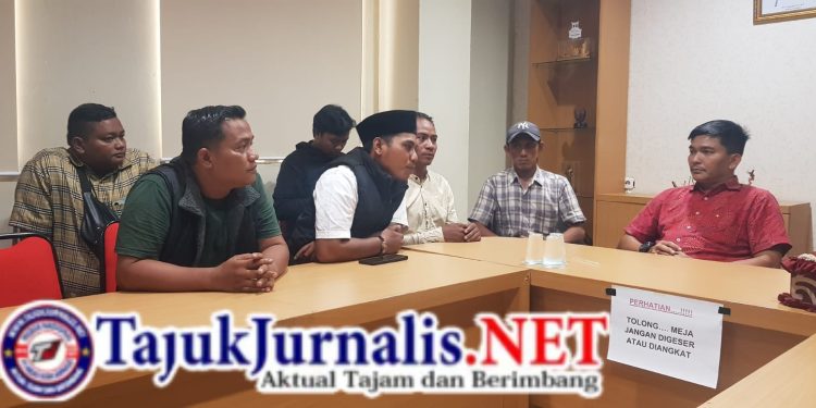 Dampak Aktivitas Akun @dailysurabayacity, Solidaritas Wartawan Surabaya Gelar Aksi