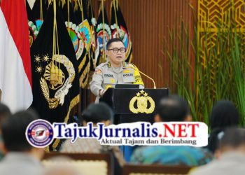 Berantas Kejahatan Transnasional, Polri Tangkap dan Serahkan 14 Buron Interpol Red Notice