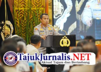 Berantas Kejahatan Transnasional, Polri Tangkap dan Serahkan 14 Buron Interpol Red Notice