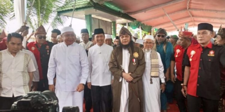 Memperingati Acara Haul Akbar Kiyai Datuk Marogan Yang ke -125 dihadiri oleh Sultan Iskandar dan para tokoh Ulama Palembang Darussalam