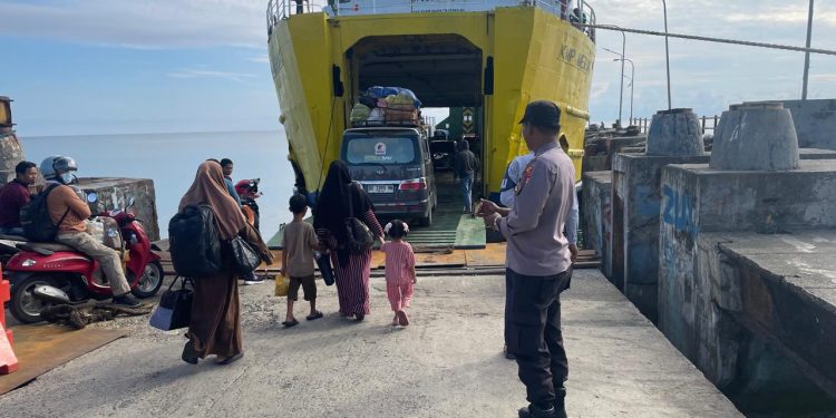 Kapolsek Pitumpanua Laporkan KRYD Jumat, Situasi Kamtibmas dan Arus Pelabuhan Terkendali