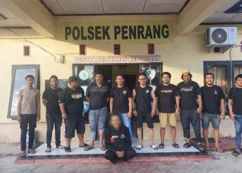 Cegah Konflik Meluas, Kapolsek Penrang dan Resmob Polres Wajo Amankan Pria Bersenjata Tajam