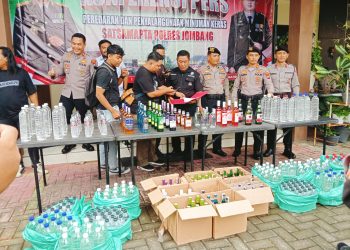 Polres Jombang Ungkap Peredaran Miras Ilegal, Amankan 680 Botol dari Rumah Warga Jogoroto