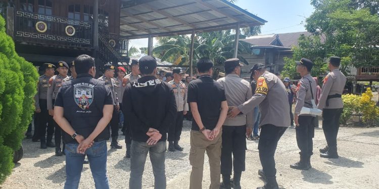 Polisi Dampingi Pembukaan Akses Bendungan Paselloreng, Jaga Kepentingan Warga Tetap Terlayani