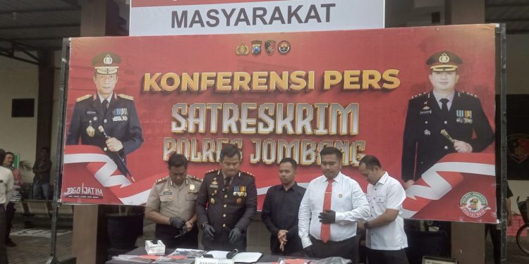 Berikut rilis berita yang tersusun rapi dan siap tayang, dengan gaya jurnalistik formal: Polres Jombang Ungkap 17 Tersangka Curanmor, Mayoritas Residivis