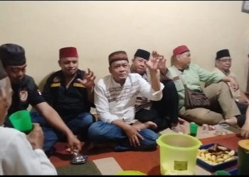 Forum Cakar Sriwijaya PAC Gandus Sumatera Selatan Bersilaturahmi Dengan Menggelar Do’a Bersama Di Kediaman Rumah Guru ”Mang Simin “