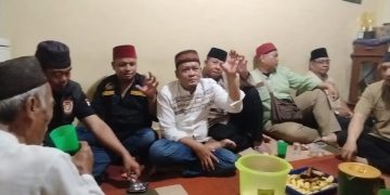 Forum Cakar Sriwijaya PAC Gandus Sumatera Selatan Bersilaturahmi Dengan Menggelar Do’a Bersama Di Kediaman Rumah Guru ”Mang Simin “