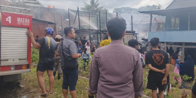 Dua Rumah Panggung di Leppangeng Wajo Hangus Terbakar, Kerugian Ditaksir Rp500 Juta