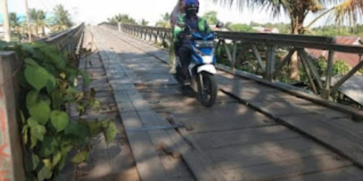 Jembatan Keramasan Palembang Rusak Parah Puluhan Tahun Warga Tagih Janji Untuk di Perbaiki