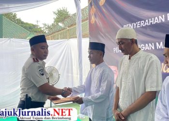 Lapas Sidoarjo Gelar Sholat Idul Fitri Dirangkaikan Dengan Pemberian Remisi Khusus