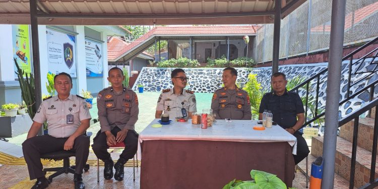 Kapolsek Pammana Berikan Perhatian Khusus pada Keamanan Rutan Wajo Usai Idul Fitri%