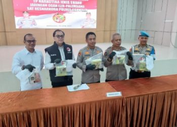 PRESS RELEASE: Polres Ogan Ilir Ungkap Kasus Narkotika, Amankan 4,2 Kg Sabu dan 2 Tersangka