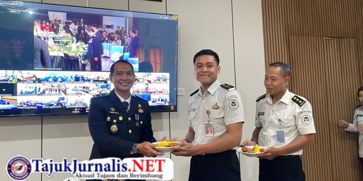 Peringati Hari Bhakti Pemasyarakatan (HBP) ke-62, Lembaga Pemasyarakatan Kelas IIA Sidoarjo Ikuti kegiatan Tasyakuran virtual melalui Zoom Meeting