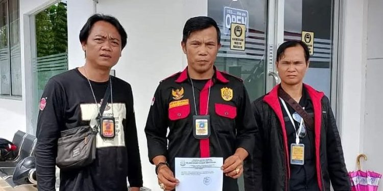 Ketua LSM TKH Minahasa Obrien Hesky Kawengian Minta Jaksa Agung Evaluasi Kinerja Kajari Minahasa.