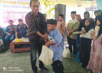 Santunan Anak Yatim dan Kaum Dhuafa Warnai Peringatan Hari Kebebasan Pers Sedunia di Kedungombo Ploso