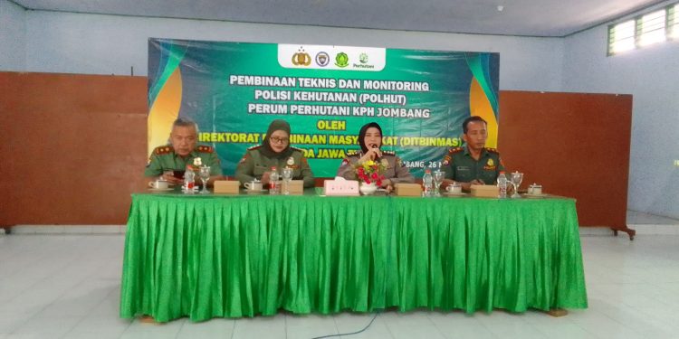 Perhutani KPH Jombang dan Ditbinmas Polda Jatim Perkuat Pembinaan Polhut untuk Antisipasi Gangguan Keamanan Hutan