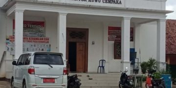 Kata kepala desanya ayam telur pak di cek tidak ada  ayam satu pun alias kosong