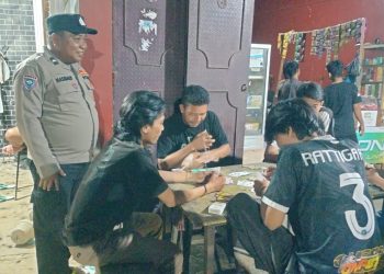 Ciptakan Lingkungan Aman dan Nyaman, Polsek Sajoanging Gelar Patroli Harkamtibmas