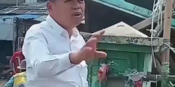 Gubernur Jabar Dedi Mulyadi Tinjau Pasar Tumpah di Cikarang, Perintahkan Penertiban dan Pembersihan.