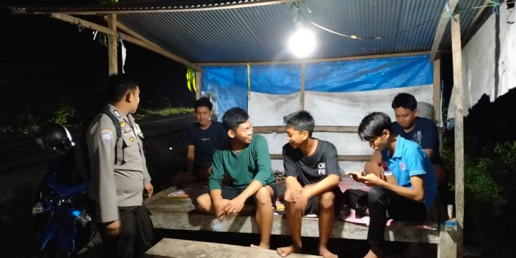 Sisir Pemukiman dan Objek Vital, Polsek Keera Pastikan Situasi Tetap Kondusif