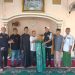 Forum Cakar Sriwijaya Sumsel Salurkan Bantuan Sajadah untuk Musholah Sopiyatun