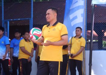 Kapolres Wajo Buka Turnamen Bola Voli Hari Bhayangkara ke-80, Pererat Sinergi dengan Masyarakat
