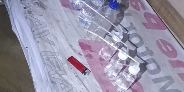 Respons Cepat Polisi! Barak Diduga Tempat Penyalahgunaan Narkoba di Aek Kanopan Timur Dibongkar dan Dibakar