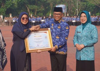 Peringati HARGANAS Ke-33, Gubernur Banten Pimpin Upacara dan Perkuat Kolaborasi Membangun Keluarga Berkualitas Menuju Indonesia Emas 2045