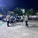 Patroli Biru Polsek Tempe Sapa Warga hingga Pasar Malam, Jaga Malam Tetap Aman di Sengkang