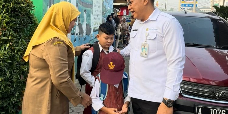 GAMAS Warnai Hari Pertama Sekolah di Banten