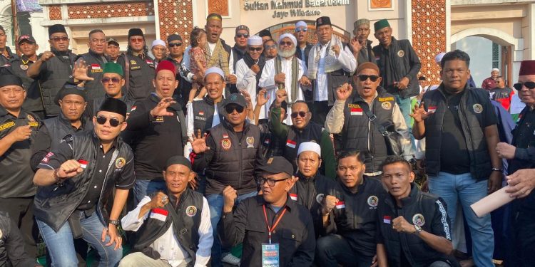 Forum Cakar Sriwijaya Kawal Ribuan Massa dalam Aksi Damai Menolak Keras LGBT di Palembang