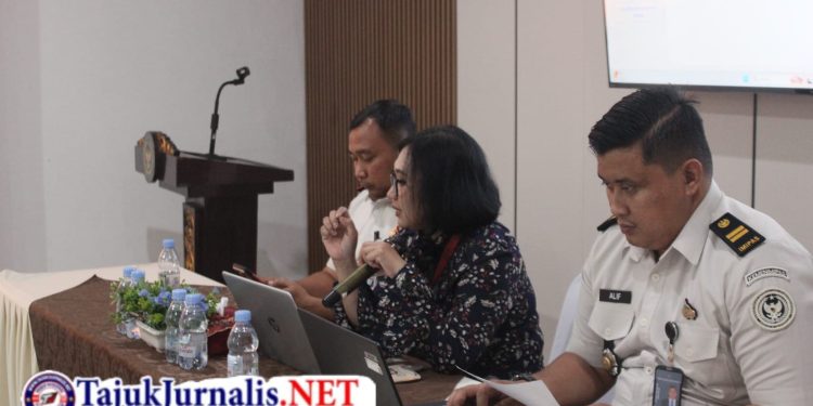 Klinik Pratama Lapas Delta Sidoarjo Gelar Pertemuan Evaluasi Akreditasi, Perkuat Komitmen Tingkatkan Mutu Layanan Kesehatan