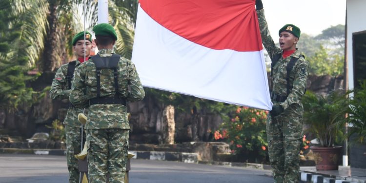 Sayang Anak, Lindungi dan Bangun Masa Depan, Korem 044/Gapo Gelar Upacara Hari Anak Nasional 2026