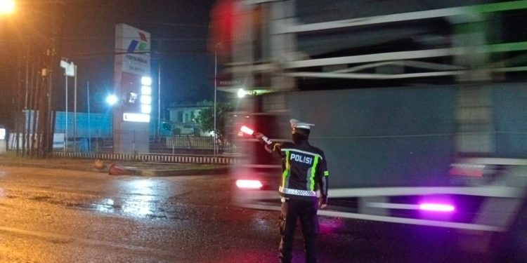 Unit Lantas Polsek Talang Kelapa Laksanakan Penguraian Arus Lalu Lintas, Antisipasi Kepadatan dan Kecelakaan