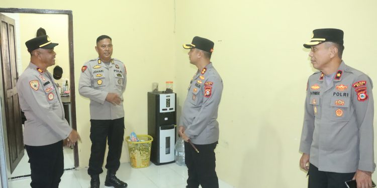 Hari Pertama Bertugas, Kapolres Wajo Cek Ruang Kerja, Tahanan, dan Inventaris Mako