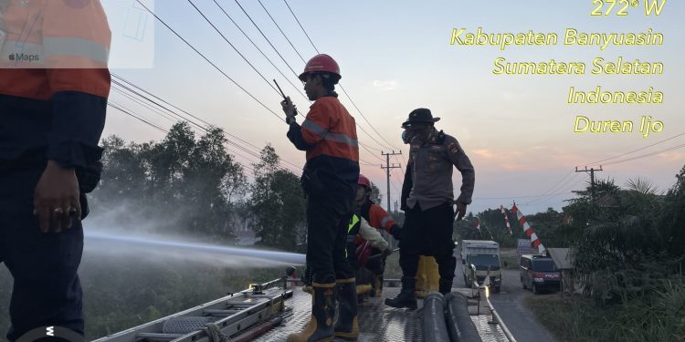 Polsek Banyuasin I Padamkan Karhutla Seluas Sekitar 1 Hektar di Desa Perajin