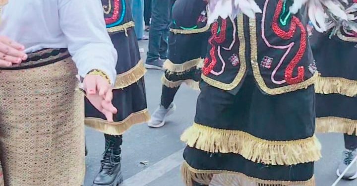 Tampil Sederhana Penuh Makna, RW 02 Pulolor Juarai Karnaval Pawai Budaya HUT RI ke-81