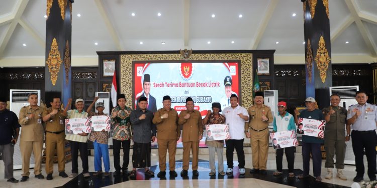200 Becak Listrik Bantuan Presiden Siap Dukung Kelancaran Muktamar ke-35 NU di Jombang
