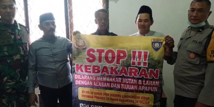 Cegah Karhutla, Polsek Tanjung Lago Sosialisasikan Larangan Pembakaran Lahan di Desa Mulia Sari