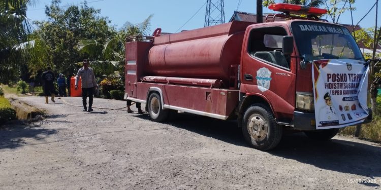 Polsek Keera Bersama Forkopimcam dan Tim Terpadu Salurkan Air Bersih untuk Warga