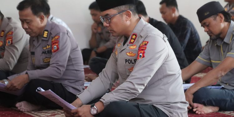 Perkuat Keimanan dan Karakter Personel, Polres Wajo Rutin Gelar Binrohtal Setiap Kamis